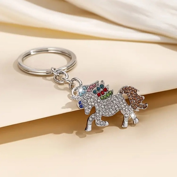 Silver Rhinestone Unicorn 🦄 Keychain, Bag Charm, etc - Picture 5 of 5